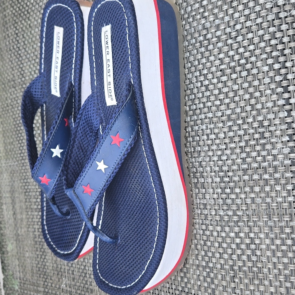 Vintage Y2K Lower East Side Sandals -America colors Sz 9 - Picture 4 of 8